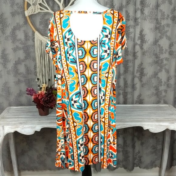 Crown and Ivy bright geometric elephant print dress - Picture 6 of 12